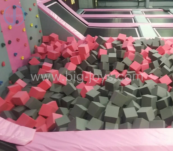 Foam Pit